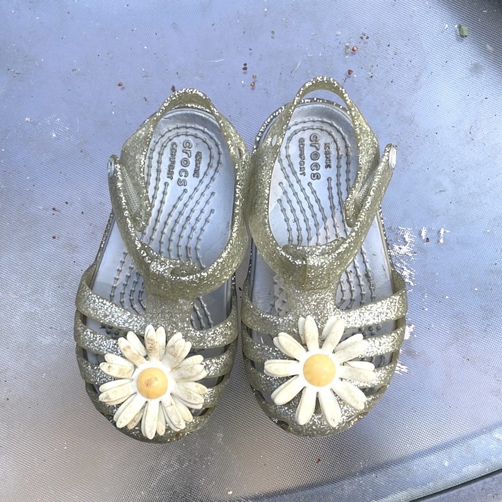 Summer Kids Crocs w/ Daisy